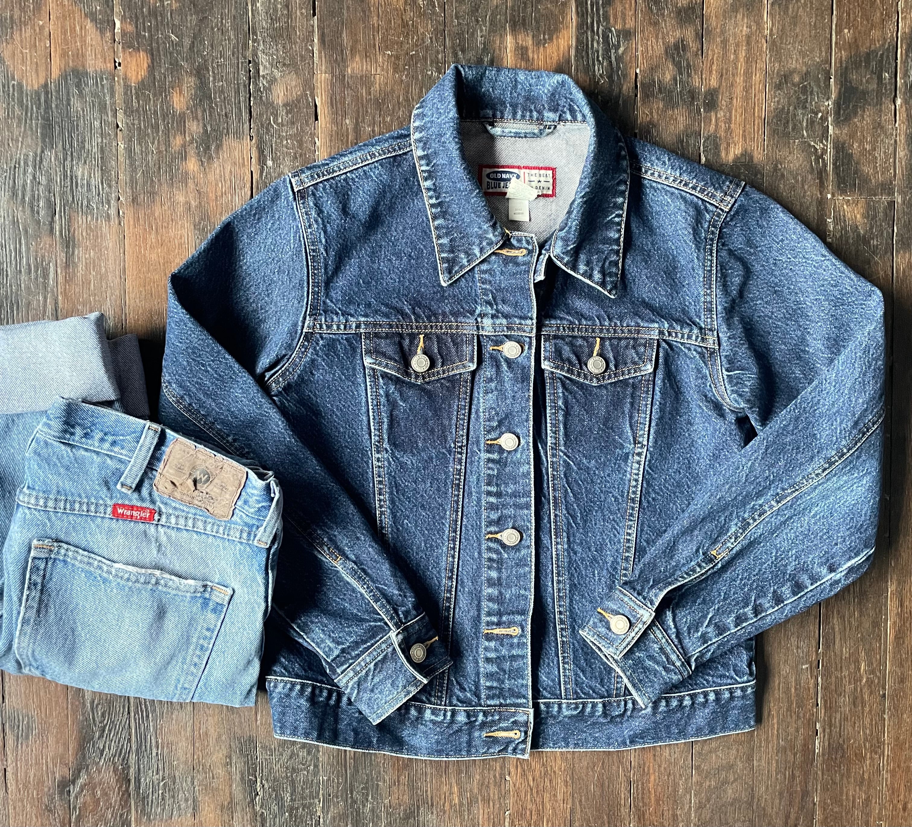Trucker Jackets: Top 6 Fits & Styling for Men & Women | Off The Cuff